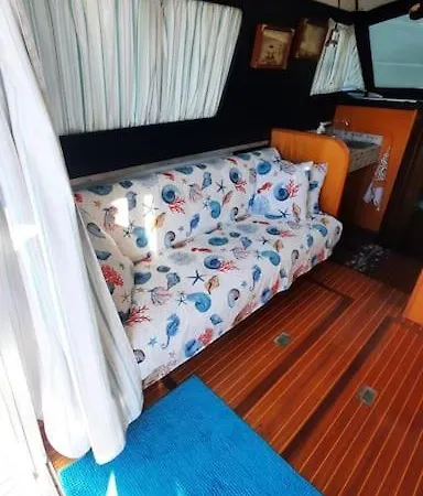 Odissea Boat - Esperienza Romantica Per Coppia In Yacht ספינת מלון אוטרנטו